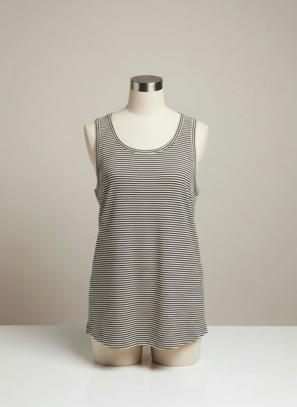 White/Black Old Navy Top, Y13-14