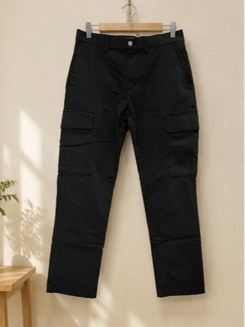 Black Old Navy Cargo pants, 30x30