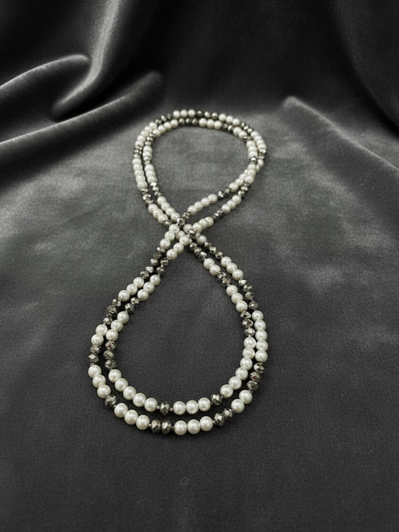 Vintage pearl and bead long strand necklace